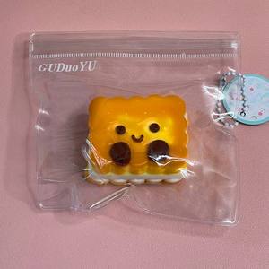 CHENXI Juguete de Silicona con Textura Cremosa Kawaii, Nuevo Diseño de Galleta, Educativo, Antiestrés/Antiansiedad, Alivio de Presión, Regalo - Product Image 5