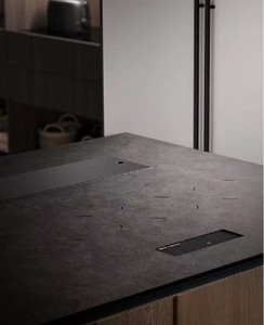 เฟอร์นิเจอร์ครัวสำเร็จรูปสไตล์โมเดิร์นสำหรับโรงแรมเชิงพาณิชย์ ดีไซน์หรูหราแบบอิตาลี ชุดตู้เก็บของติดผนังพร้อมไอส์แลนด์ ผลิตภัณฑ์โลหะสำหรับห้องนั่งเล่น - Product Image 6