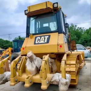 Bulldozer Usado CAT D6G D6 para Minería y Construcción, Modelo 2022, 160 Kw de Potencia, Bomba de Bulldozer, Rodamientos Duraderos, CE, Bajo Consumo - Product Image 1