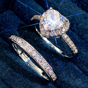 Set di anelli impilabili a doppio strato con zirconi a forma di cuore, gioielli da donna alla moda, elegante accessorio regalo. - Product Image 3