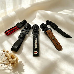 Tête de fermeture éclair en métal finition mate, tirette légère en alliage, accessoire de mode pour manteaux décontractés, jeans et vêtements de tous les jours - Product Image 1