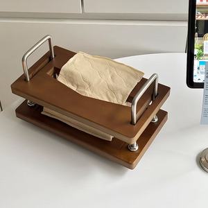Caja de pañuelos de madera maciza con diseño flotante para extraer pañuelos, uso moderno en cafeterías - Product Image 3