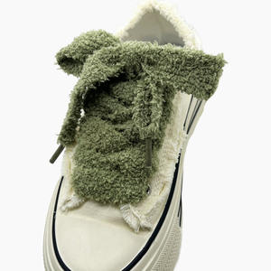 Chenilles super larges de 22mm, lacets épais et flous, baskets en toile plates et basses, lacets pelucheux - Product Image 3