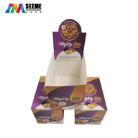 Boîte de présentation pour bonbons et barres granola en supermarché, en carton avec laminage mat, matériaux recyclés, taille personnalisable