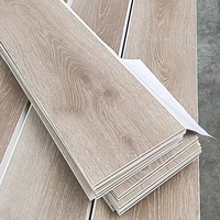 Revêtement de sol en vinyle de luxe en bois mat imperméable