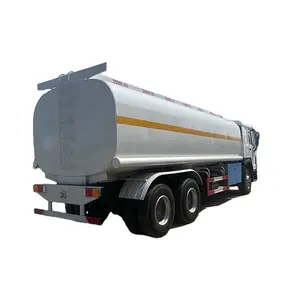 Sử dụng sinotruk HOWO 6x4 20 m3 LHD rhd nhà sản xuất giá phun nước tàu sân bay xe tải xe tải phun nước để bán