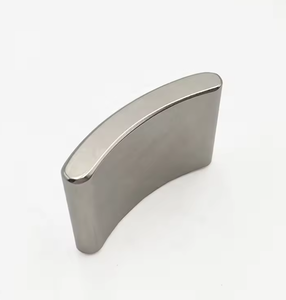 Aimant magnétique permanent N52 en néodyme/ndfeb/néodimium/imanes de neodimio aimant à arc - Product Image 6