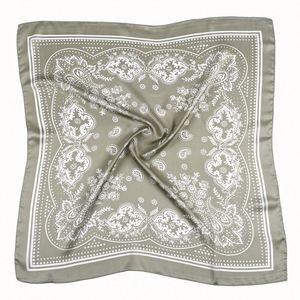 ผ้าพันคอผ้าไหมออกแบบลายพิมพ์ของคุณเองสำหรับการสวมใส่ที่สง่างามหรือเป็นของขวัญขององค์กรที่มีความยืดหยุ่นเต็มรูปแบบ - Product Image 2