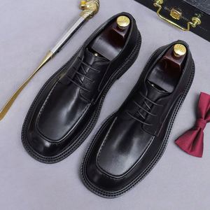 รองเท้า ASTON M.JAZZ ทำมือคุณภาพสูง รองเท้าผู้ชายทรงเหลี่ยมแบบผูกเชือก ระบายอากาศได้ดี น้ำหนักเบา ตกแต่งด้วยผ้าแบบ Patchwork เหมาะสำหรับงานแต่งงาน งานปาร์ตี้ และใส่ลำลอง - Product Image 4