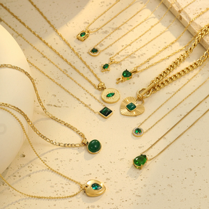 CAIOOCHE moda <span class=keywords><strong>Corazón</strong></span> Verde circón <span class=keywords><strong>serie</strong></span> 18K oro Acero inoxidable collar femenino alto grado clavícula cadena cubana - Product Image 4