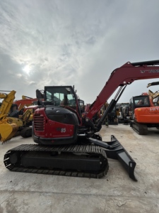Miniexcavadora Usada Original Japonesa Yanmar VIO85 de 8 Toneladas con Giro Cero de Cola, Motor 4TNV98, Pequeña Excavadora. - Product Image 2