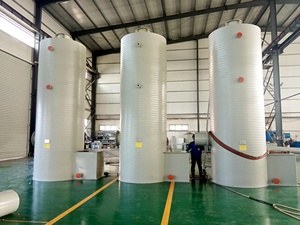 Réservoir rond et carré en plastique avec livraison gratuite, en HDPE, pour le stockage robinetterie - Product Image 6