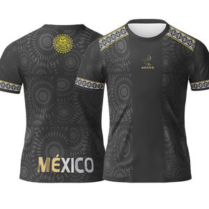 Maillot de football personnalisé Mexique, broderie et impression par transfert thermique, haute qualité, manches courtes, design noir et or, pour joueurs d'équipe - Product Image 1