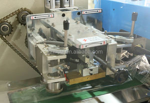 Unoes entièrement automatique jouant des cartes <span class=keywords><strong>de</strong></span> <span class=keywords><strong>jeu</strong></span> Poker Card Flow ensachage et machine à emballer - Product Image 3