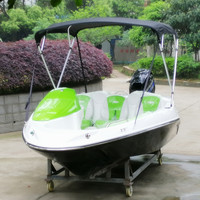 Mini bateau de pêche à moteur hors-bord de 4,8 mètres à vendre