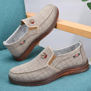 Scarpe da skateboard da uomo con suola leggera in tela slip on scarpe stile da passeggio per uomo autunno - Product Image 5
