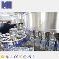 Machine de remplissage et de capsulage de soufflage rotative de bouteille Combiblock d'équipement avancé