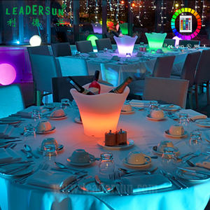 Özelleştirilmiş Işıklı LED Işıklı Buz Kovası Plastik Bar/Restoran/Fuar/Perakende Logo Göstergesi Kablosuz Uzaktan Kumanda Renkli - Product Image 4