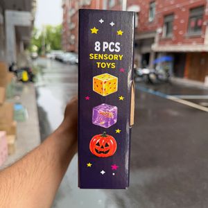 ของเล่นบีบคลายเครียดเนื้อนุ่ม 8 ชิ้น ชุดของขวัญธีมฮาโลวีน ของเล่นบีบมอลโทสเนื้อนิ่มยืดหยุ่นได้ - Product Image 5