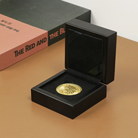 Collection commémorative d'économies personnalisées Boîtes à monnaie de présentation de stockage en velours pour cadeaux en bois