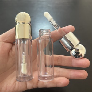 หลอดลิปกลอสแบบใสขนาด 4 มล. พร้อมหัวแปรงขนาดใหญ่ บรรจุภัณฑ์สีทองและสีเงิน ยี่ห้อ ISMAN รับทำโลโก้ตามสั่ง - Product Image 2