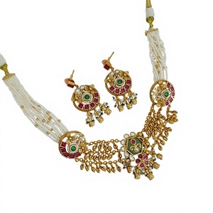 Magnifique ensemble collier et boucles d'oreilles en laiton plaqué or avec perles de moissanite pour femme, bijoux tendance, cadeau de mariage - Product Image 2