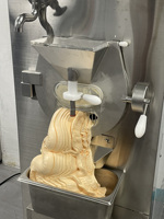 Yourtime Factory 60-68L Gelatomachine Combo Batchvriezer IJscrememaker met Pasteuriseur voor Commerciële Melkpasteurisatie
