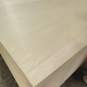 Plaques de processus 1.5mm 2mm <span class=keywords><strong>3mm</strong></span> Feuilles de contreplaqué commerciales de conception moderne Matériau de bouleau standard E0 pour la fabrication de jouets - Product Image 1