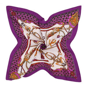 ผ้าพันคอสี่เหลี่ยมผ้าไหมซาตินแบบใหม่พร้อมลายสีรุ้ง Deca Horse Protection ฤดูร้อน - Product Image 4