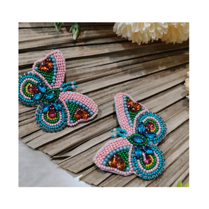 Pendientes de cuentas hechos a mano por diseñadores, joyería elegante artesanal con trabajo detallado de cuentas para bodas, fiestas, moda indo-occidental. - Product Image 4