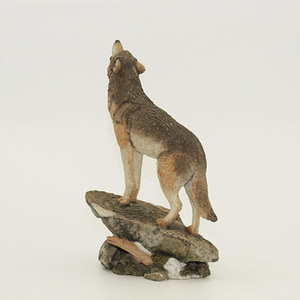 Venta caliente colección aullando Timberwolves resina Lobo estatuilla estatua/ - Product Image 2