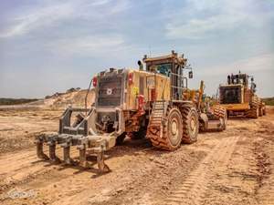 Vente flash XCM-G fabriqué GR3505 Mini niveleuse à moteur de 350 ch - Product Image 5