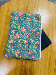 Handmade Modern Floral Quilted <b>Laptop</b> <b>Sleeves</b> Soft iPad Pro Case with Handle Women's Daily Travel Bag Gift - Product Image 2