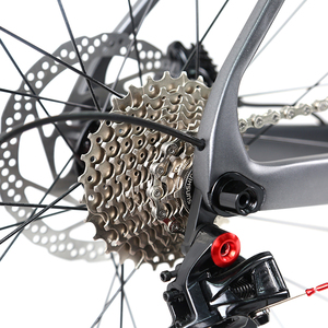 Vélo de route en fibre de carbone 700c avec 22 vitesses, freins à disque hydrauliques, cadre aérodynamique, roues en alliage et guidon intégré - Product Image 2