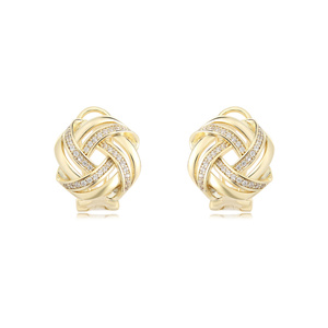 Best Bachelor Party Gifts: 5 Luxe Diamond Stud Earrings