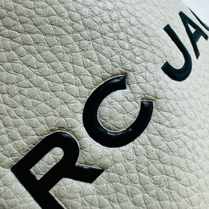 Pegatinas de logotipo de silicona elevadas 3D personalizadas y duraderas, parches de vinilo de transferencia de calor para ropa, artículos de Metal, accesorios de marca - Product Image 1