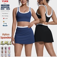 Sportbeha en rok set met kleurblokken, nylon en spandex, mouwloos, cropped top, hoge taille, tennisrok, workout outfit, tweedelig