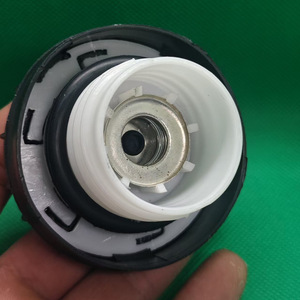 Tapa de Tanque de Combustible Changan PZL de Plástico para Vehículo Changan Star SUZUKI - Product Image 1