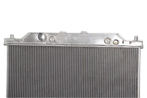Radiador de aluminio automotriz para coche, radiador de aluminio Adecuado para Ford F250 F350 F450 F550 Powerstrok Turbo Diesel 6.0L AT/MT, el mejor precio - Product Image 3