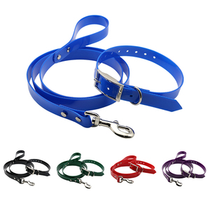 Conjunto de Correa y Collar para Perro Navideño Ecológico Personalizable, Hebilla Metálica Resistente con Luces Reflectantes, Hecho de Nailon y Plástico - Product Image 1