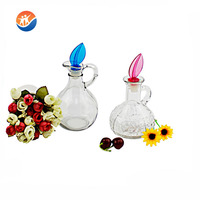Bouteille à huile en verre très vendue avec poignée et motif carré en relief, grande capacité, anti-poussière, idéale pour les cadeaux