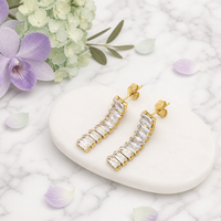 Boucles d'oreilles pendantes en cristal plaqué or 18 carats en acier inoxydable résistant à la transpiration, bijoux porte-bonheur tendance pour le quotidien et les soirées