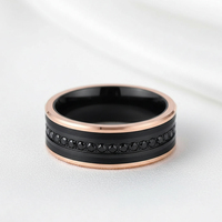 Bague de mariage unisexe en carbure de tungstène noir brossé de haute qualité 8 mm avec incrustation de zircone cubique noire et bord biseauté en or rose – Cadeau