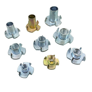 Tuercas de cuatro puntas M8 M10 métricas totalmente roscadas para inserciones de herrajes de muebles de madera - Product Image 1