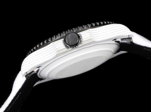 La Artesanía en Fibra de Carbono Brilla con una Elegancia Única Creando Relojes de Valor Artístico para Usted. Relojes Mecánicos - Product Image 3