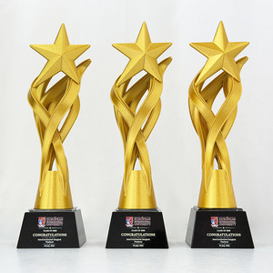 Trofeo Personalizzato con Stelle <span class=keywords><strong>Intrecciate</strong></span> in Oro e Base Nera - Premio per Risultati Professionali per Riconoscimenti Aziendali e Scolastici MH-J0103 - Product Image 2