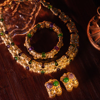 Ensemble de bijoux de luxe, collier ras du cou, boucles d'oreilles et bracelet, design vintage lourd, pierre naturelle, strass, serti complet