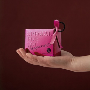 Juego <span class=keywords><strong>de</strong></span> cajas <span class=keywords><strong>de</strong></span> dulces <span class=keywords><strong>de</strong></span> boda <span class=keywords><strong>de</strong></span> gama alta rosa roja Cajas <span class=keywords><strong>de</strong></span> recuerdo vacías <span class=keywords><strong>de</strong></span> cartón Kraft elegantes Mini impresión estampada Retorno <span class=keywords><strong>de</strong></span> materiales reciclados - Product Image 5