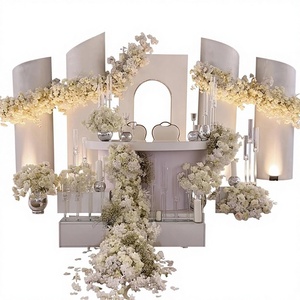 Toile de fond de mariage en arc de ballons carrés en métal lisse avec cadre d'affichage floral et support de conception de miroir - Product Image 1