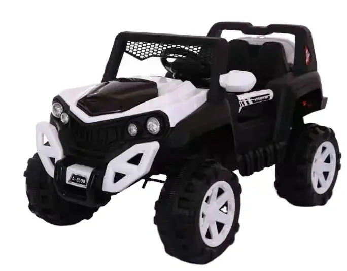 簡単に引き裂くオープンアウトフィット電気自動車がおもちゃの車に乗るリモートコントラルチャリング電気自動車